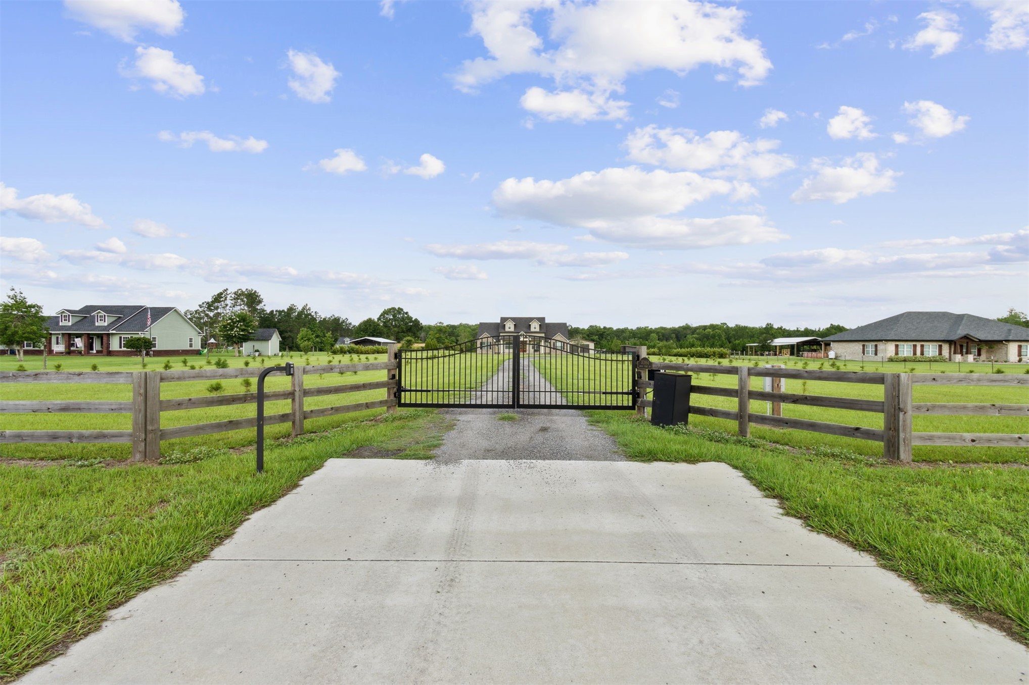 37854 Kings Ferry Road Hilliard, FL 32046 - Photo 2 of 52 a view of grassy field