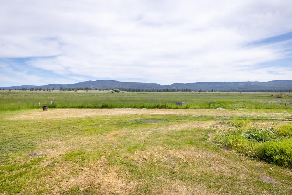 26826 Modoc Street Chiloquin, OR 97624 - Photo 44 of 56 26826ModocSt-SpraugeRiver-40