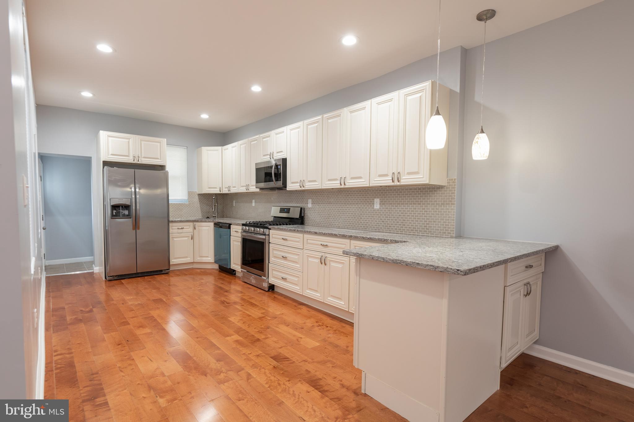 5136 Gainor Road Philadelphia, PA 19131 - Photo 1 of 28 Kitchen with Island