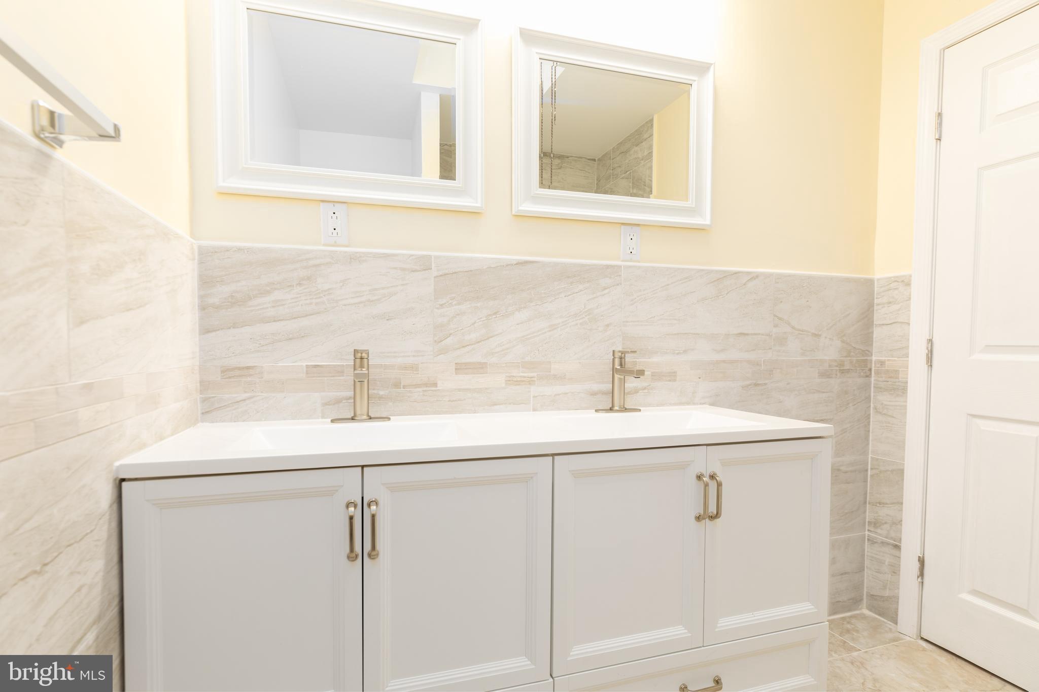 5136 Gainor Road Philadelphia, PA 19131 - Photo 11 of 28 Master Bath - Custom Double Vanity