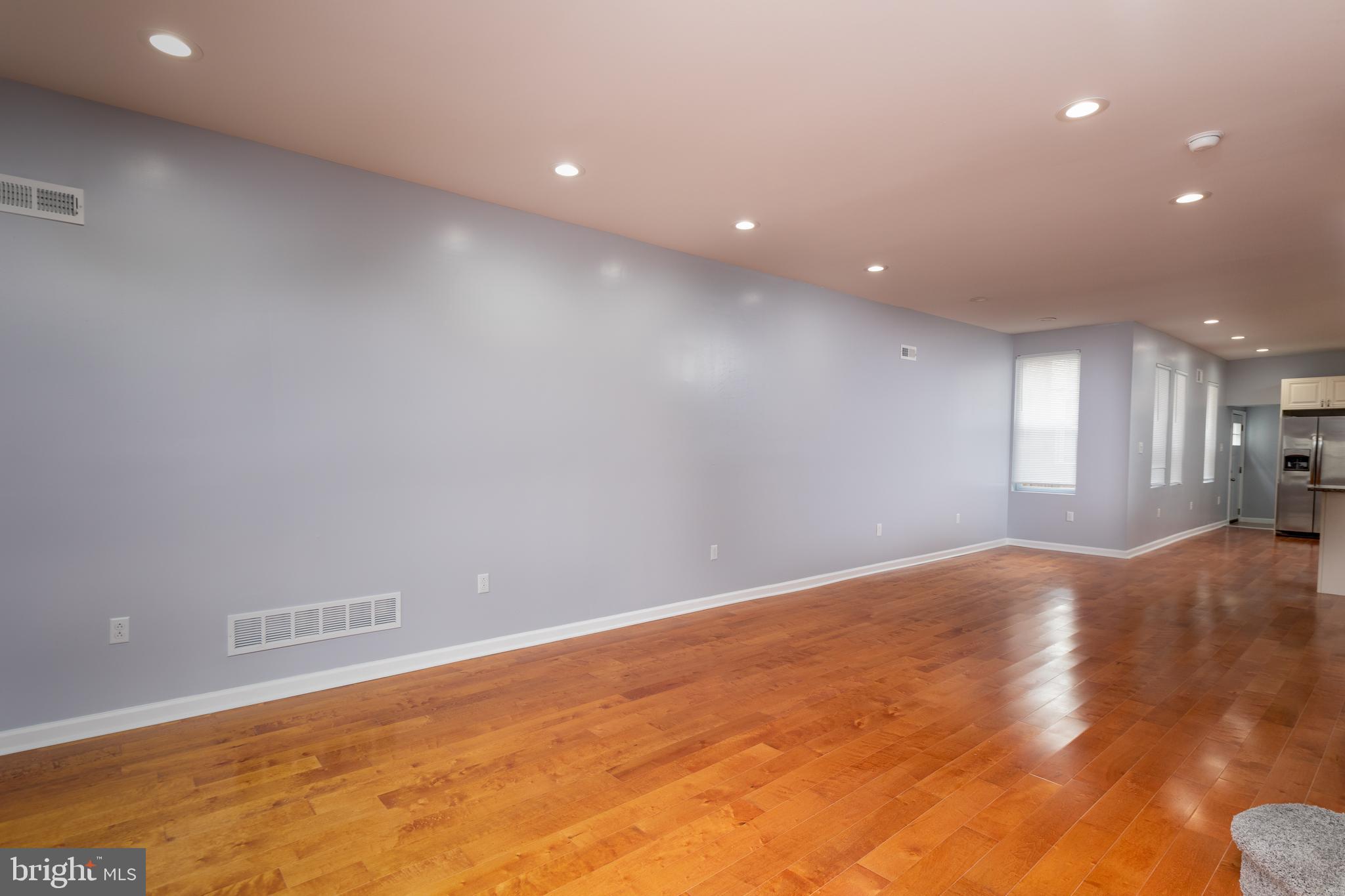 5136 Gainor Road Philadelphia, PA 19131 - Photo 19 of 28 Living Area - Open