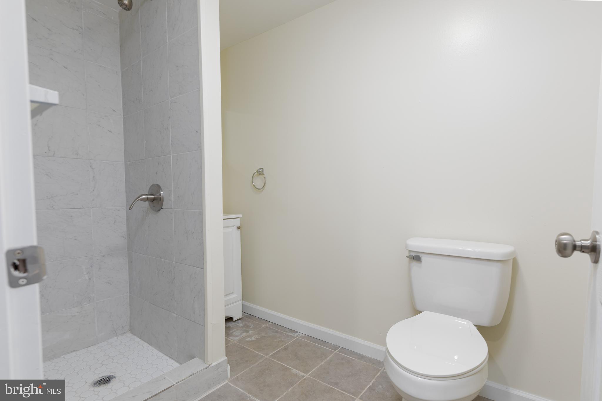 5136 Gainor Road Philadelphia, PA 19131 - Photo 21 of 28 Basement Full Bath