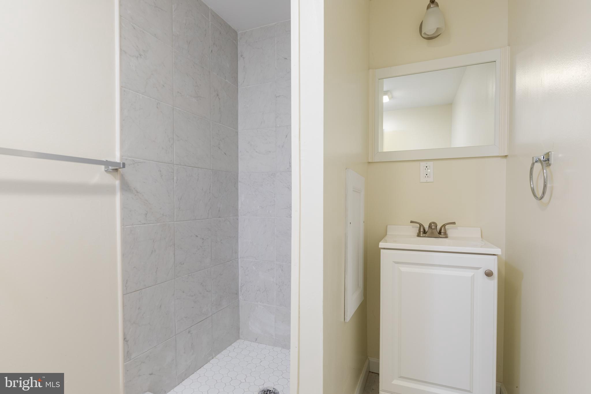 5136 Gainor Road Philadelphia, PA 19131 - Photo 22 of 28 Basement Full Bath