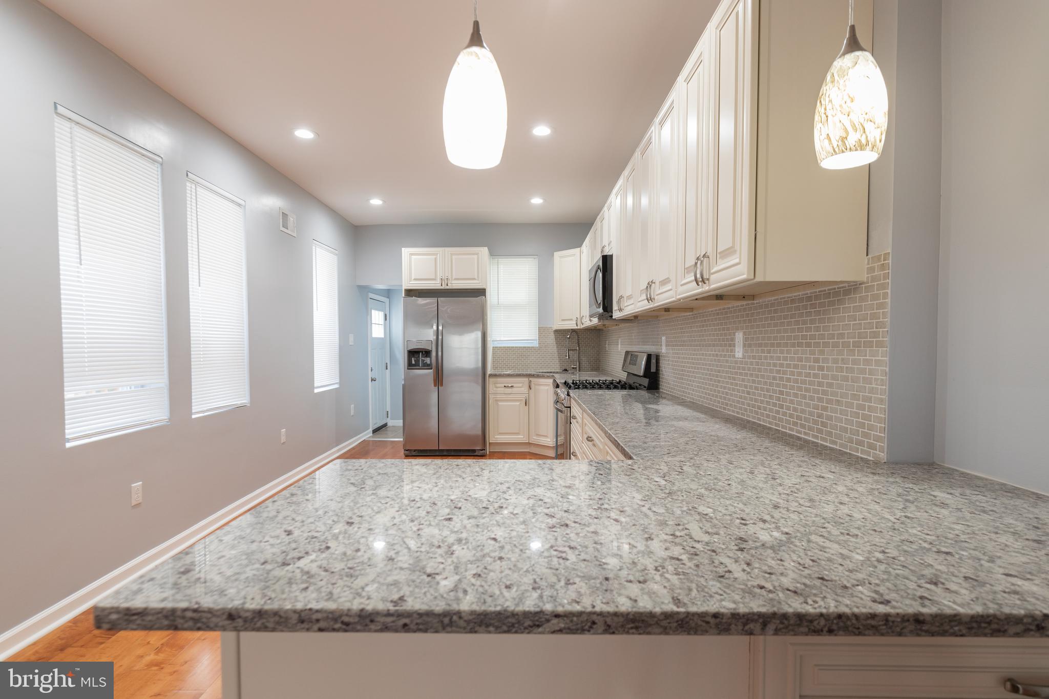 5136 Gainor Road Philadelphia, PA 19131 - Photo 7 of 28 Island