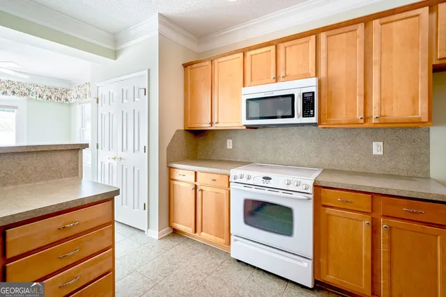 $399,900 | 335 Grand Teton Circle, Fayetteville, GA 30215