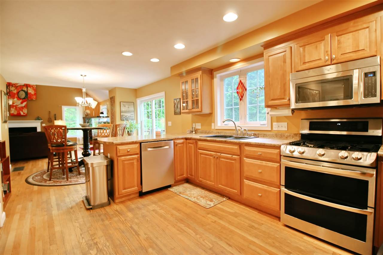 175 Oak Hill Road Barrington, NH 03825 - Photo 5 of 33 Gallery Image 5