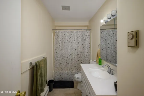 $525,000 | 25-29 New Ashford Road, Williamstown, MA 01267