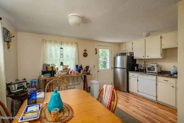 $525,000 | 25-29 New Ashford Road, Williamstown, MA 01267