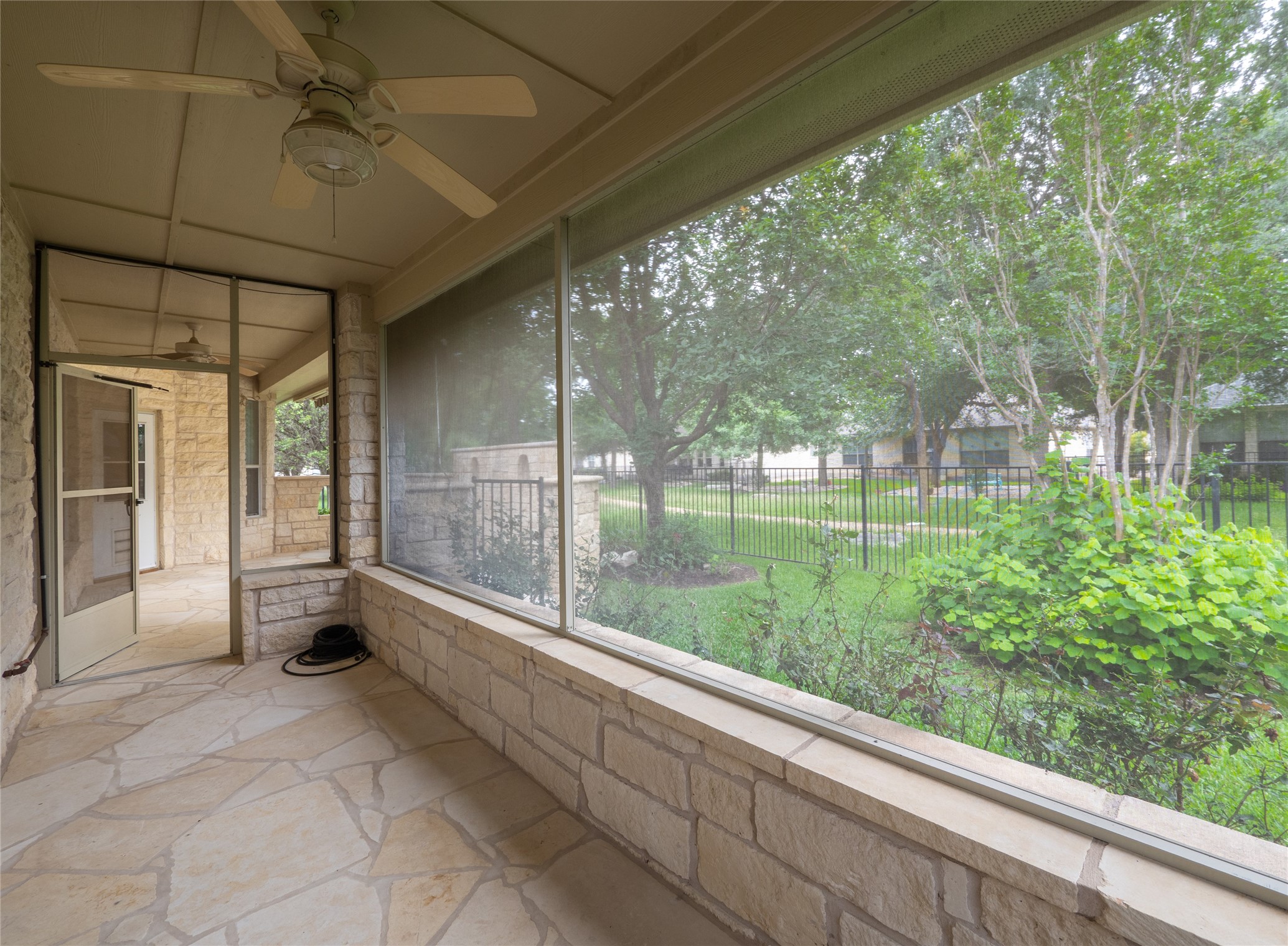 810 River Walk Trail Georgetown, TX 78633 - Photo 33 of 40