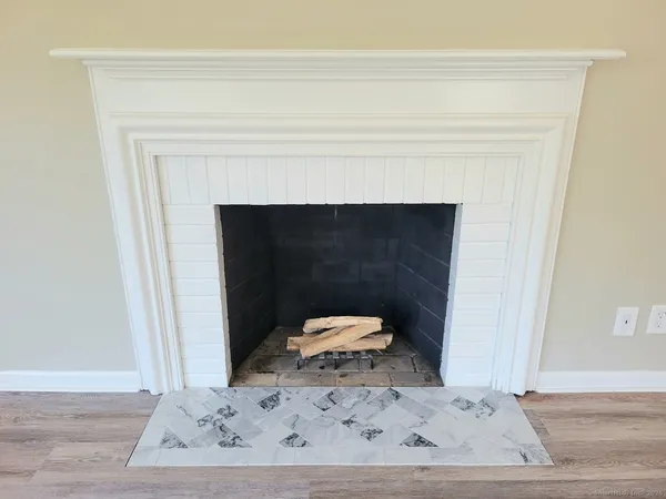 $3,200 | 101 Haynes Road, West Hartford, CT 06117