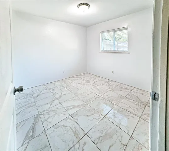 $275,000 | 1425 Meridian Way, Garland, TX 75040