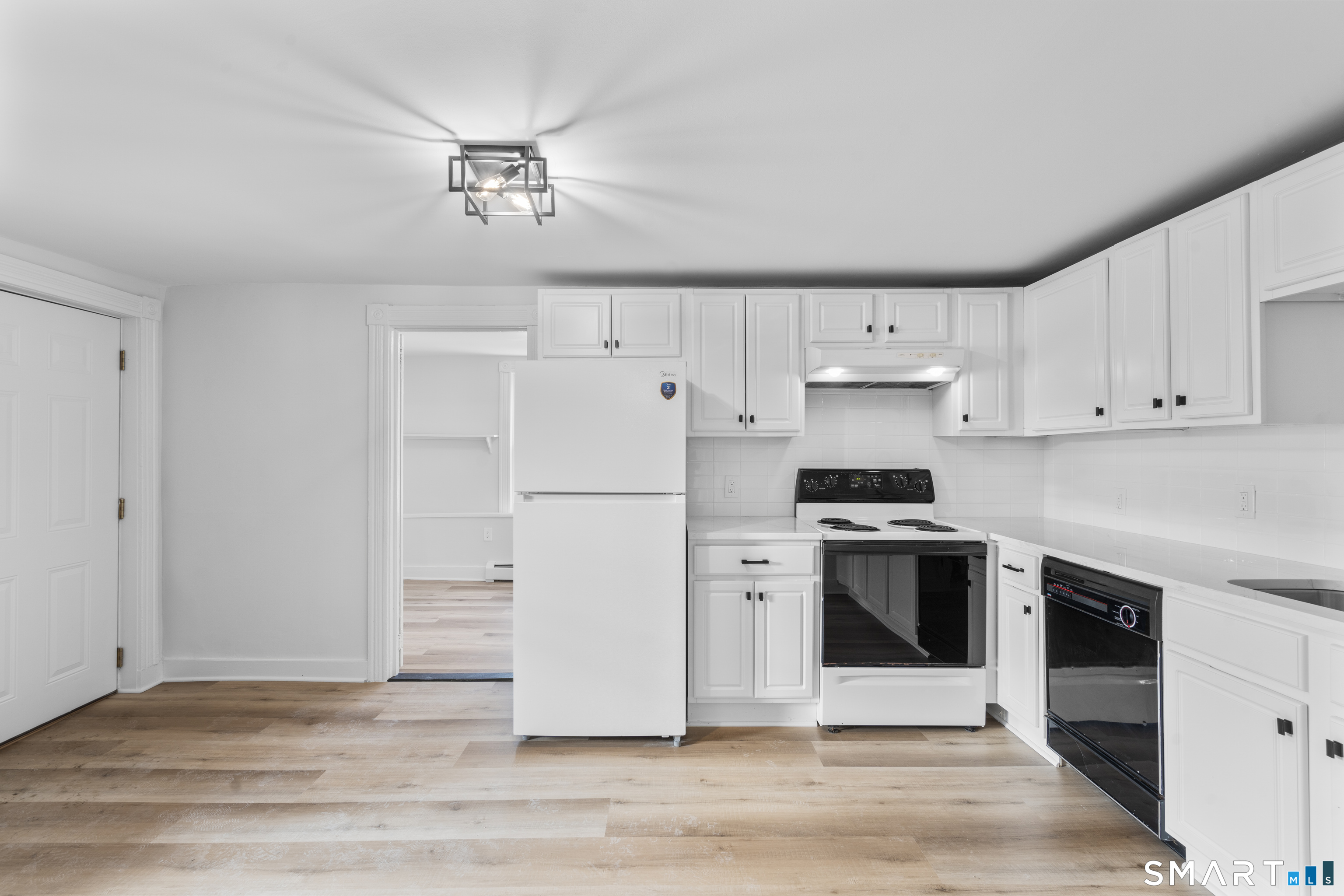 30 Anthony Street, Unit I Griswold, CT 06351 - Photo 3 of 16