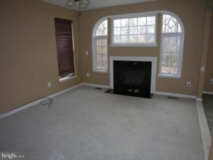 7904 Old Barn Road Bowie, MD 20715 - Photo 2 of 6 Family Room