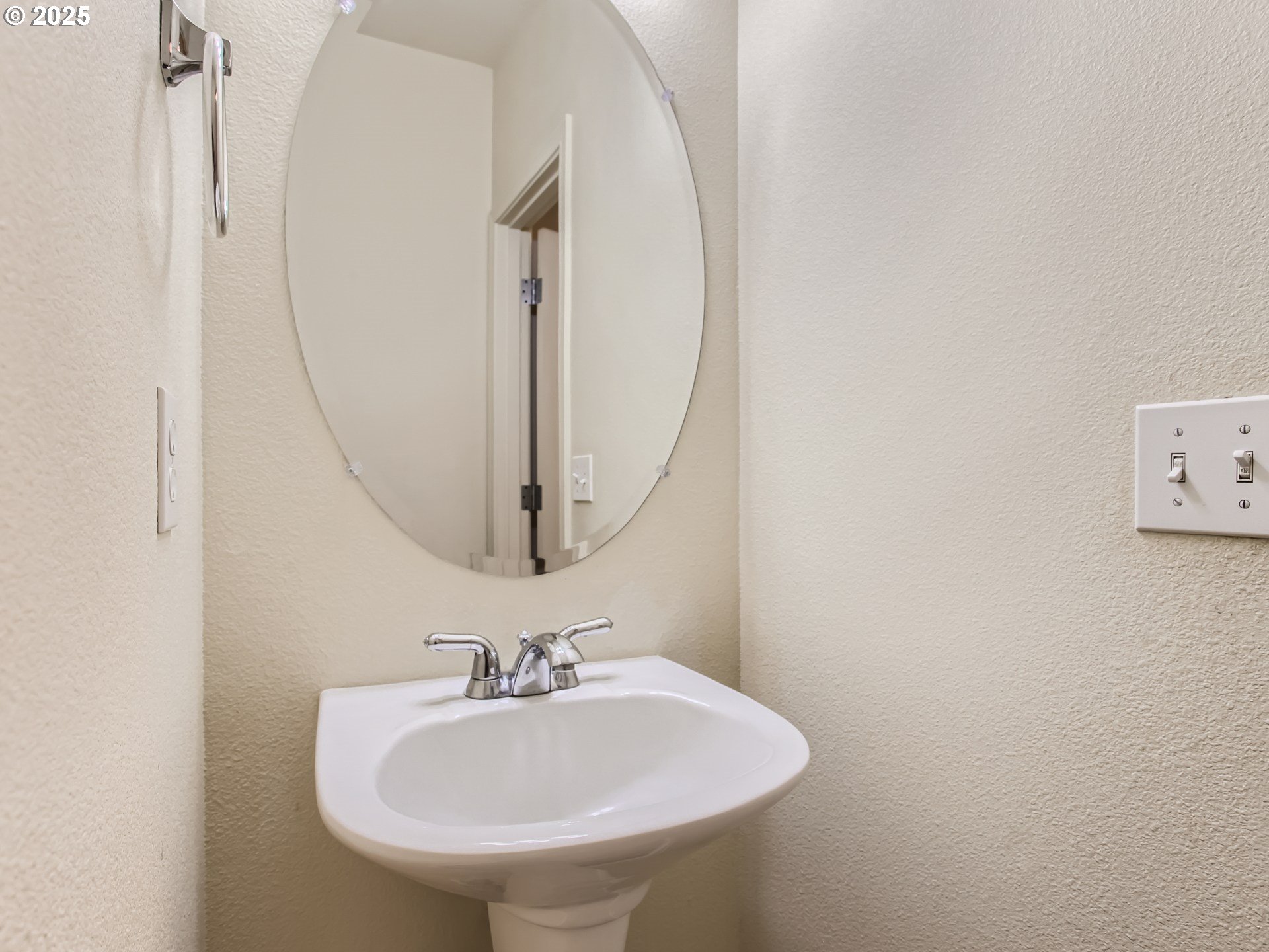 1550 Southwest 175th Avenue Beaverton, OR 97003 - Photo 14 of 28