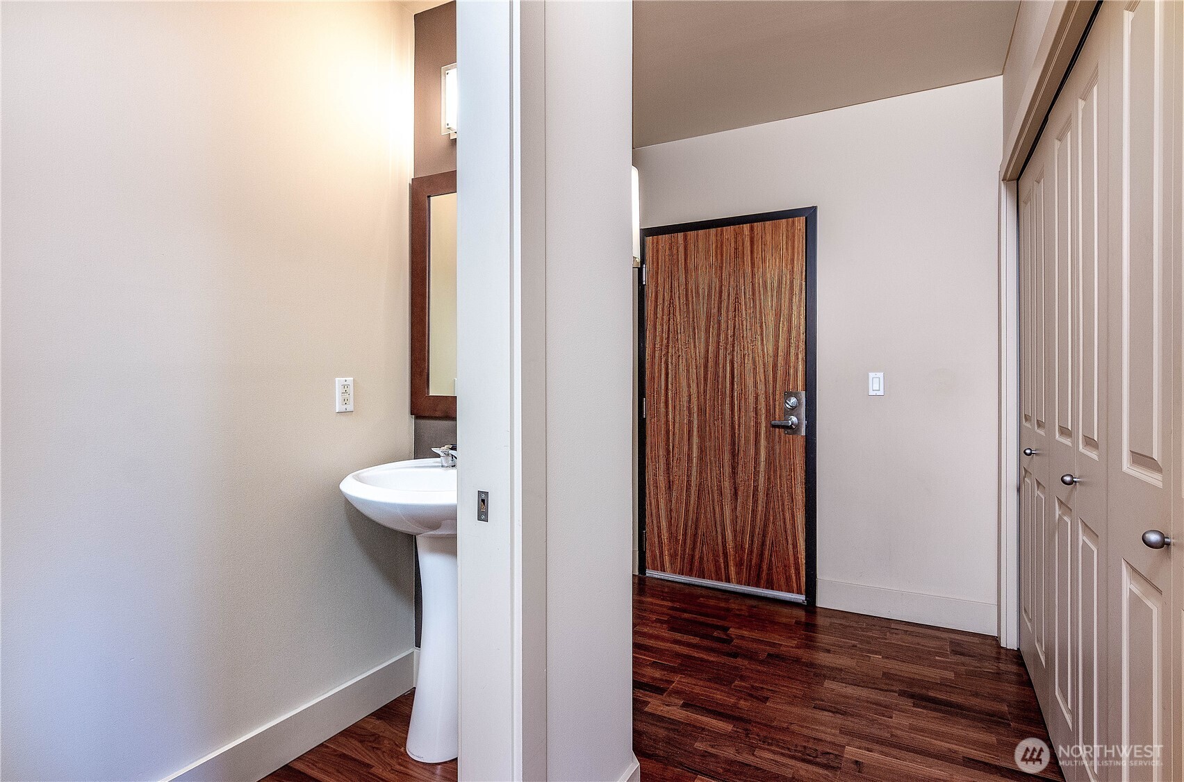 159 Denny Way, Unit 214 Seattle, WA 98109 - Photo 14 of 16