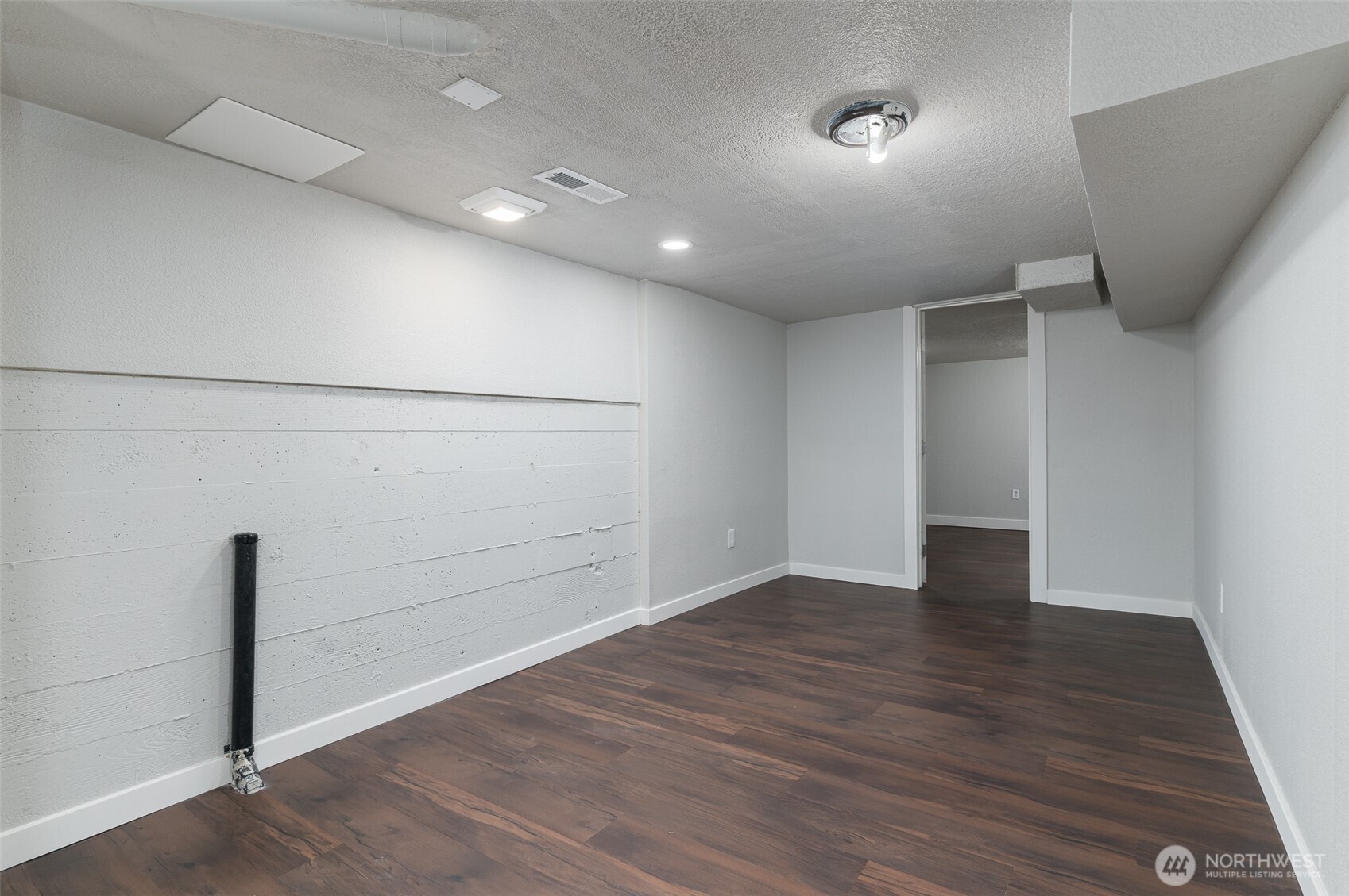 1601 Virginia Avenue Everett, WA 98201 - Photo 19 of 40