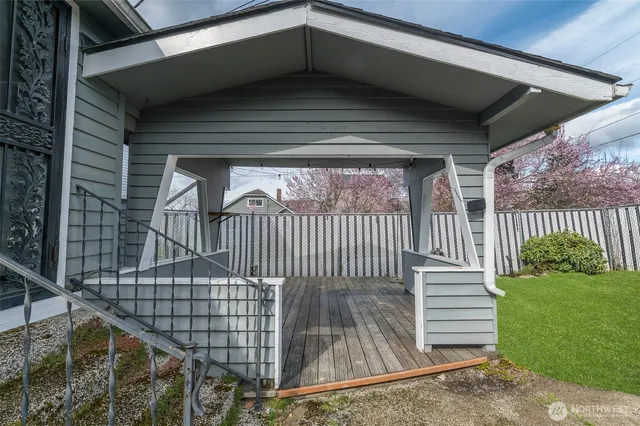 $625,000 | 1601 Virginia Avenue, Everett, WA 98201