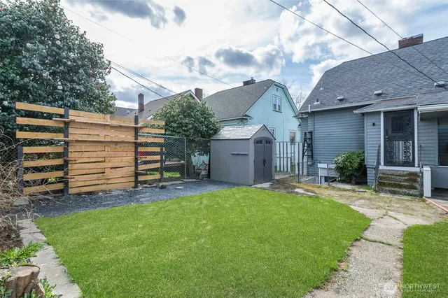 $650,000 | 1601 Virginia Avenue, Everett, WA 98201