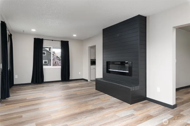 $650,000 | 1601 Virginia Avenue, Everett, WA 98201