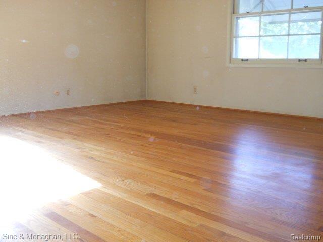1320 North Oxford Road Grosse Pointe, MI 48236 - Photo 11 of 17 DSCN1997.JPG