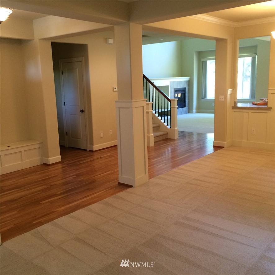 2204 Northeast 28th Street Renton, WA 98056 - Photo 2 of 11