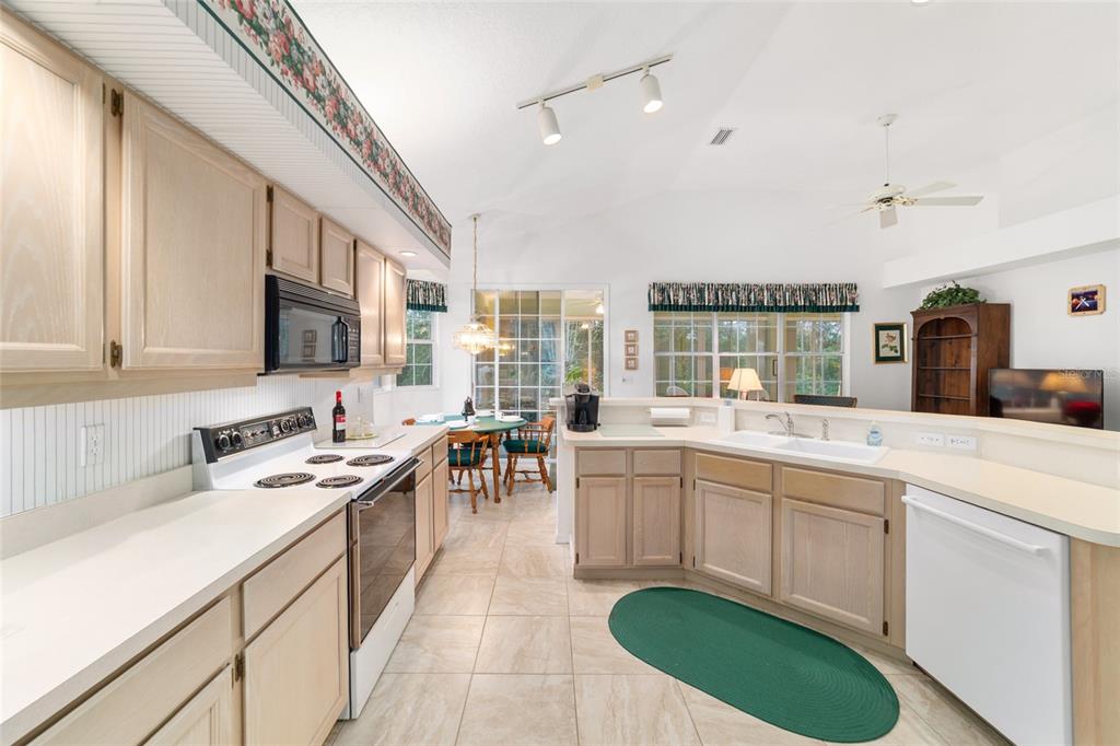 11481 Southwest 82nd Court Road Ocala, FL 34481 - Photo 37 of 77