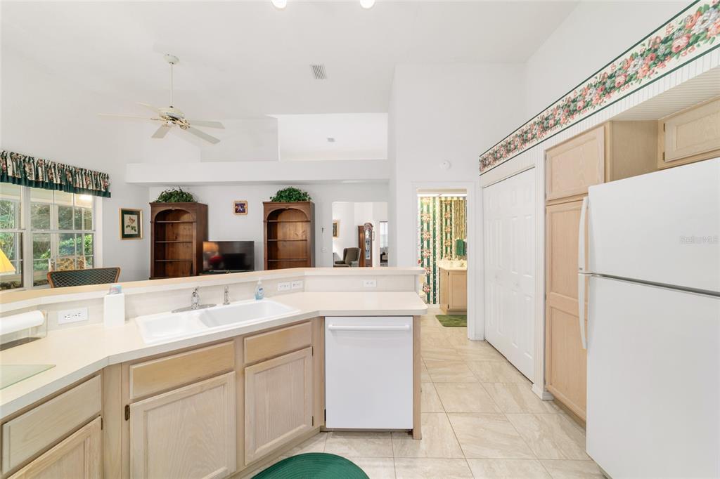 11481 Southwest 82nd Court Road Ocala, FL 34481 - Photo 39 of 77