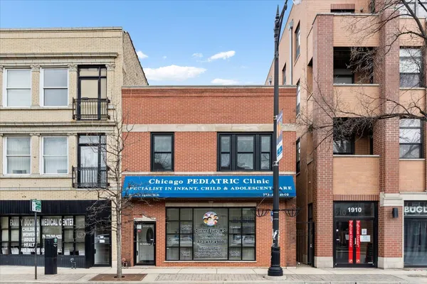 $1,099,000 | 1916 West Irving Park Road, Chicago, IL 60613