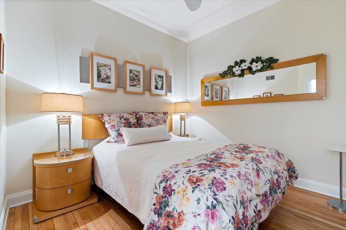 1916 West Irving Park Road Chicago, IL 60613 - Photo 16 of 27