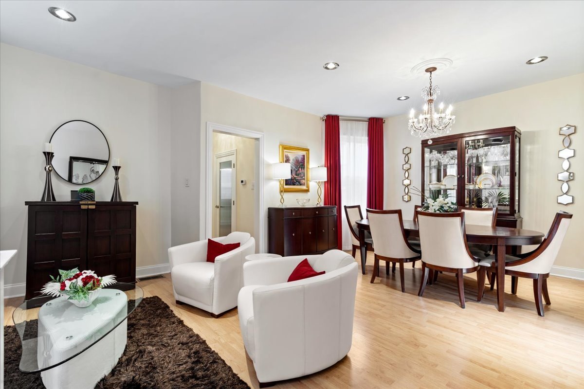 1916 West Irving Park Road Chicago, IL 60613 - Photo 2 of 27