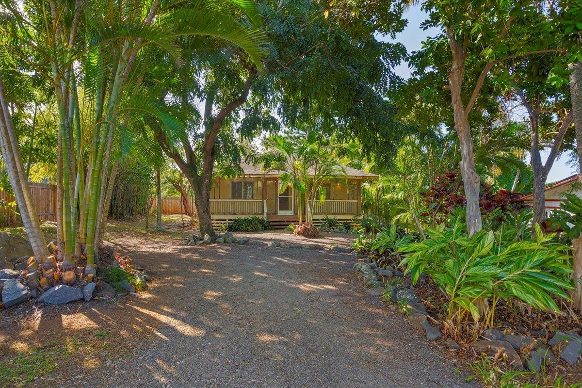 44 Puu KOA Place Haiku, HI 96708 - Photo 33 of 42 a view of a street with trees