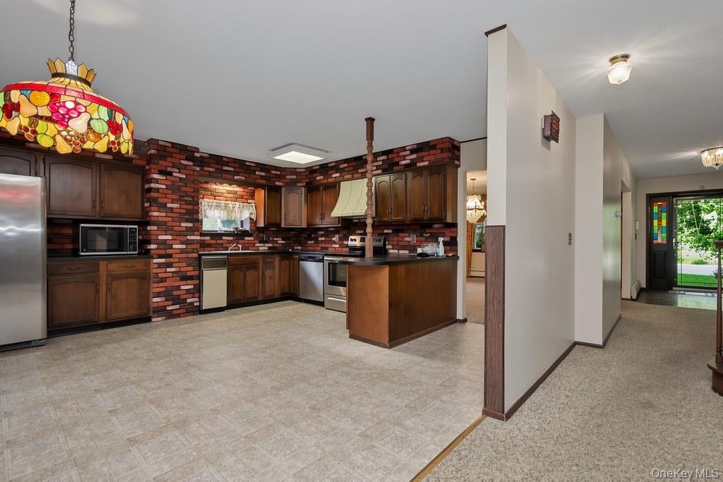 2 Troy Place Patterson, NY 12563 - Photo 23 of 49