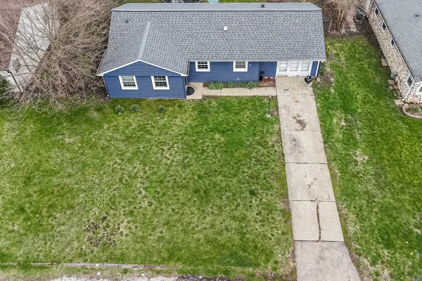 $229,000 | 377 Florida Avenue, Aurora, IL 60506