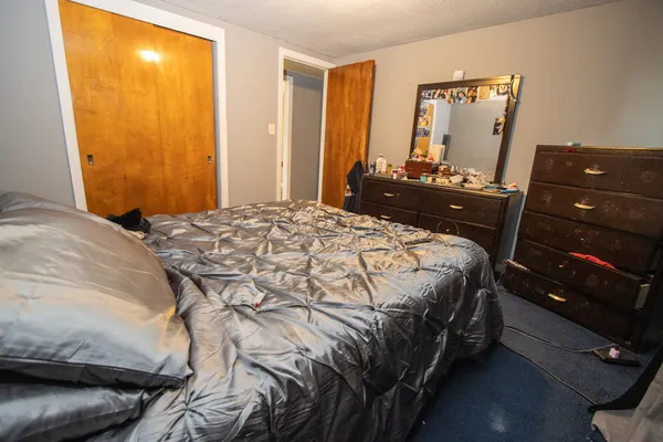 $229,000 | 377 Florida Avenue, Aurora, IL 60506