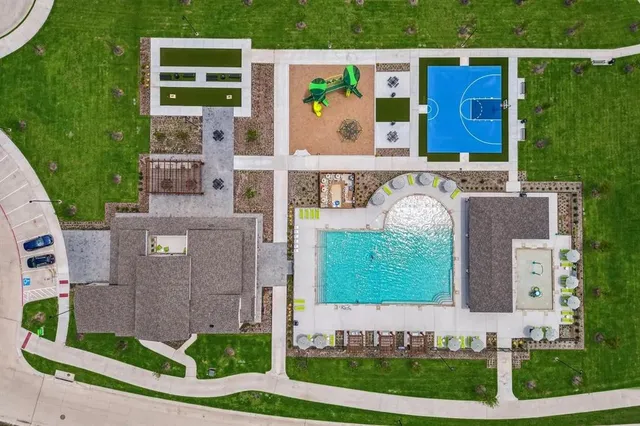 $2,300 | 717 Leavenworth Drive, McKinney, TX 75071