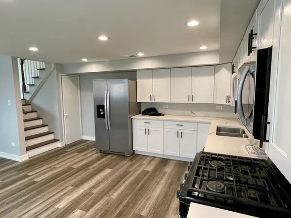 $1,600 | 538 East 134th Street, Chicago, IL 60827