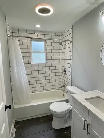 $1,600 | 538 East 134th Street, Chicago, IL 60827