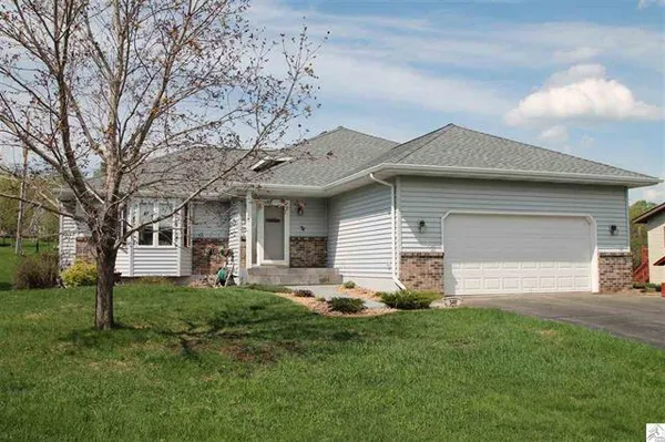 $150,000 | 5111 Kingston Street, Duluth, MN 55804