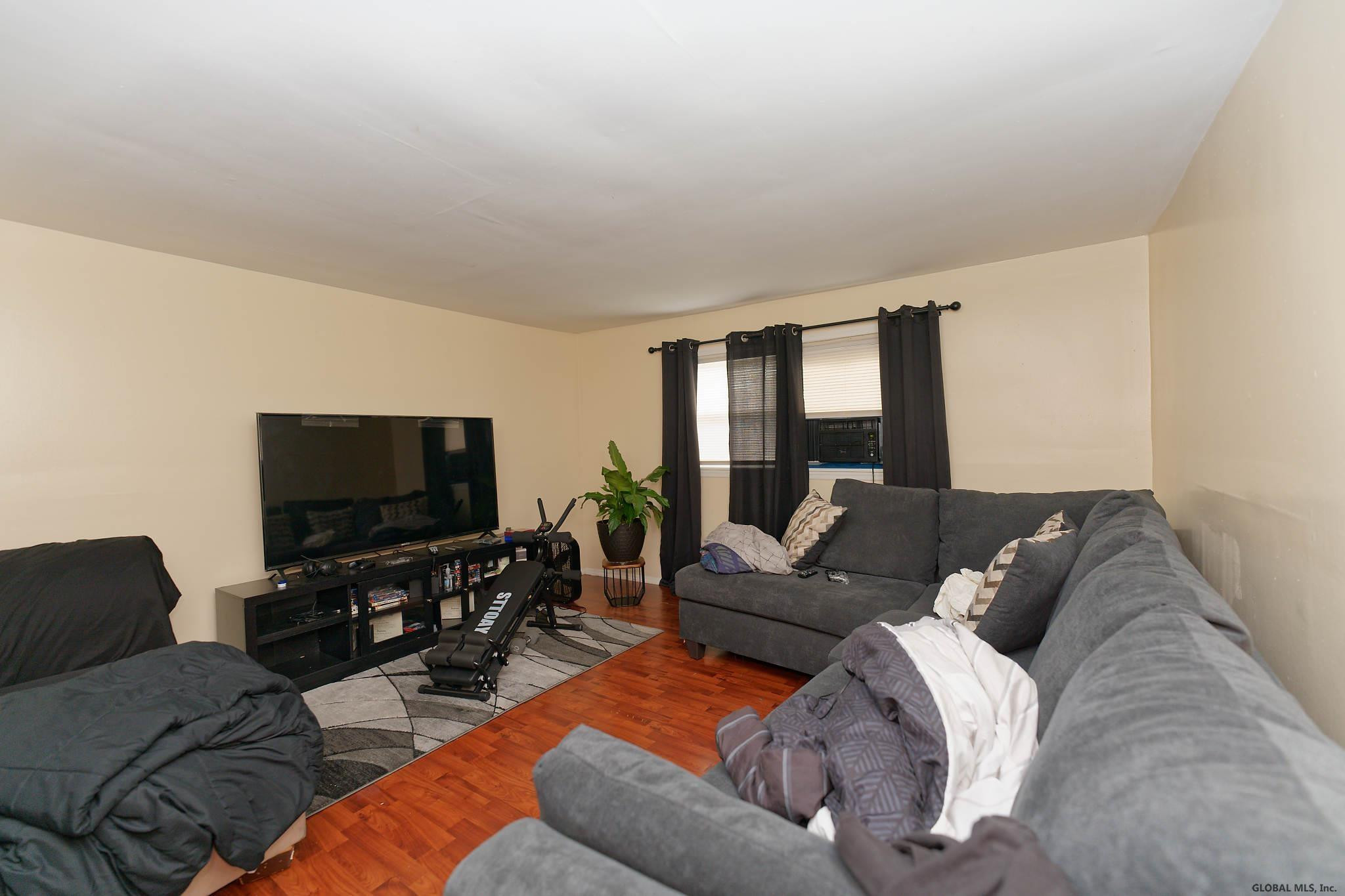 6 4th Avenue Rensselaer, NY 12144 - Photo 4 of 28 Photo 4