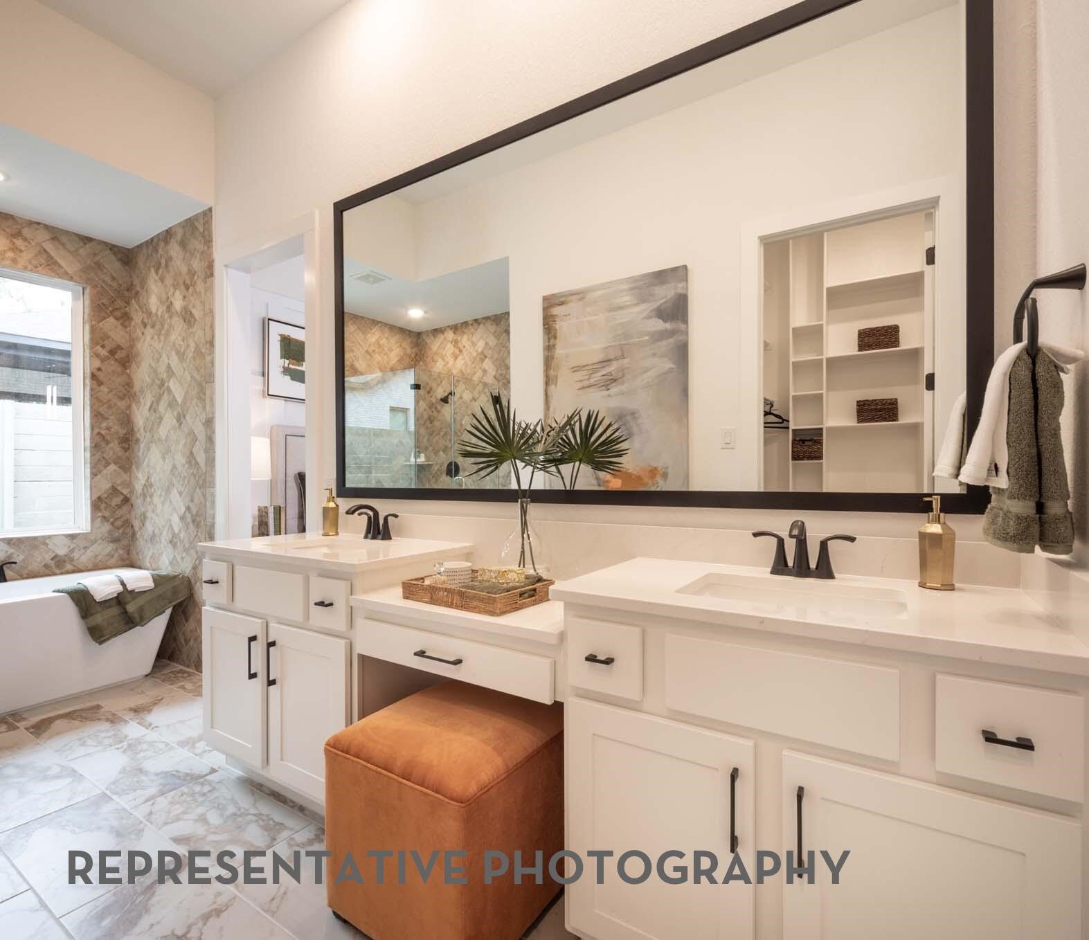 13051 Wandering Rdg Lane Conroe, TX 77302 - Photo 11 of 19 Primary Bathroom