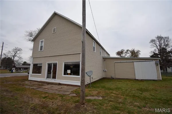 $49,000 | 200 West Garrison Street, Gillespie, IL 62033