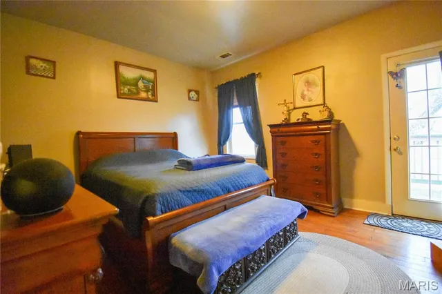 $70,000 | 200 West Garrison Street, Gillespie, IL 62033