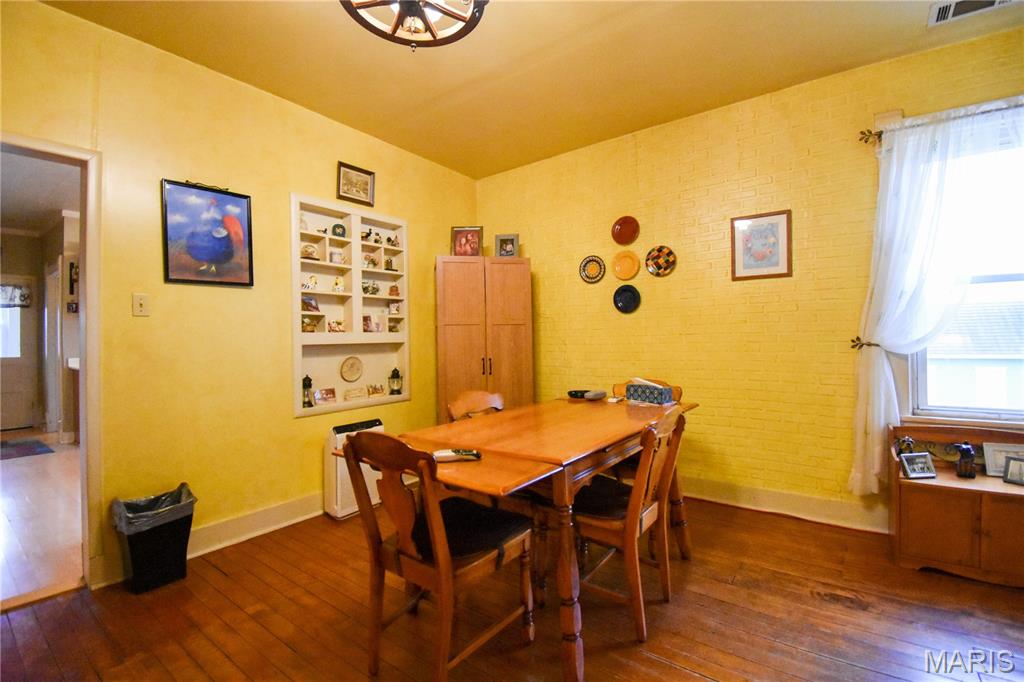 200 West Garrison Street Gillespie, IL 62033 - Photo 22 of 34