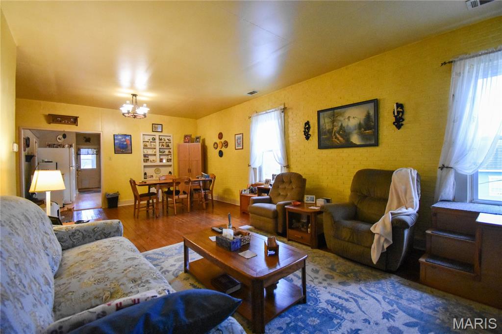 200 West Garrison Street Gillespie, IL 62033 - Photo 25 of 34