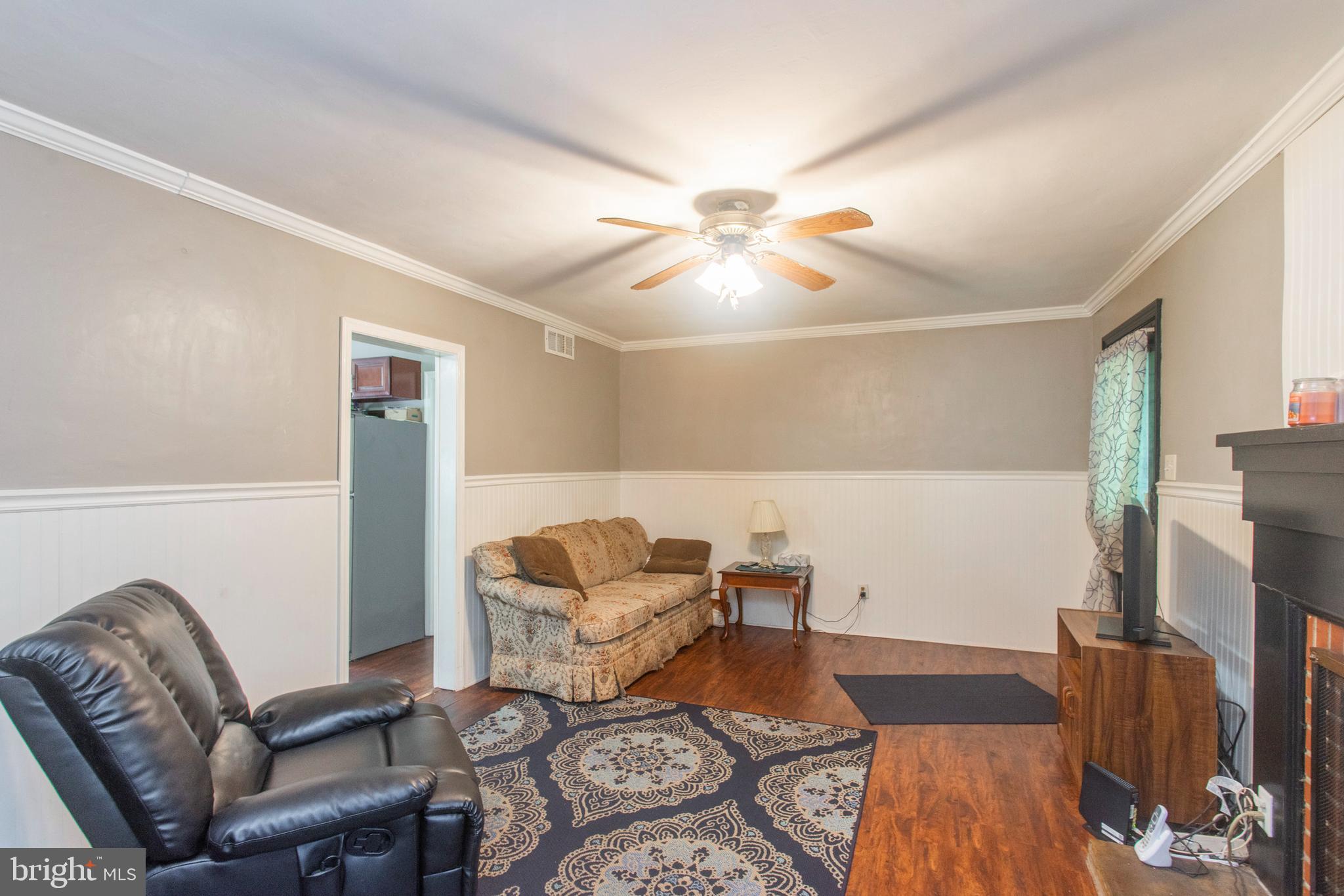 614 Meetinghouse Road Boothwyn, PA 19061 - Photo 13 of 49 Living Room