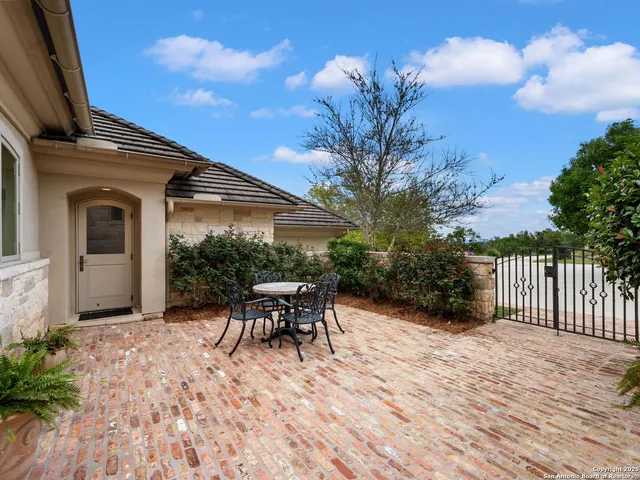 $3,125,000 | 52 Oakland Hills, Boerne, TX 78006