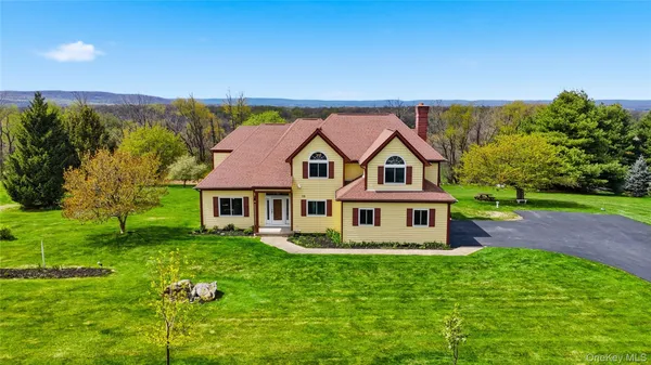 $974,900 | 15 Almond Tree Lane, Warwick, NY 10990
