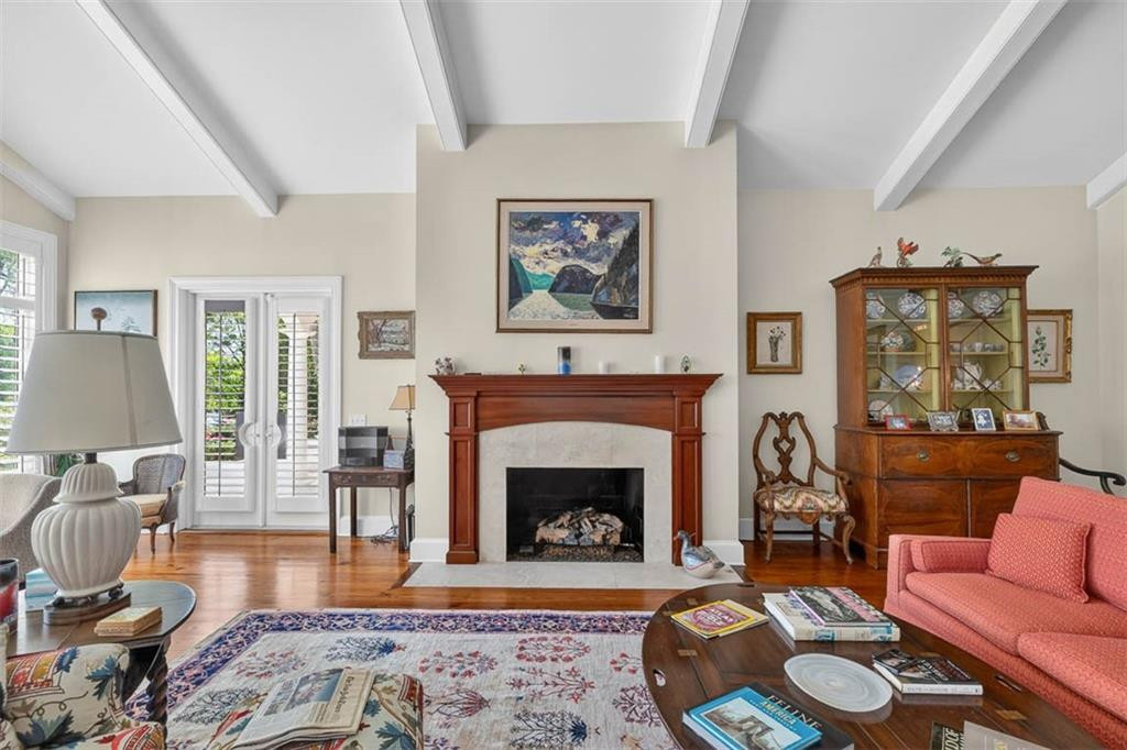163 Point Lane St. Simons Island, GA 31522 - Photo 9 of 83 Photo 9