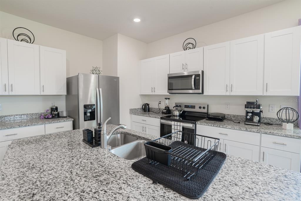 1456 Isleta Loop Kissimmee, FL 34741 - Photo 14 of 57