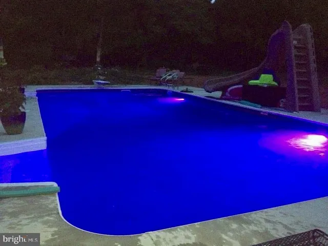 $659,900 | 112 Chimney Drive, Bunker Hill, WV 25413